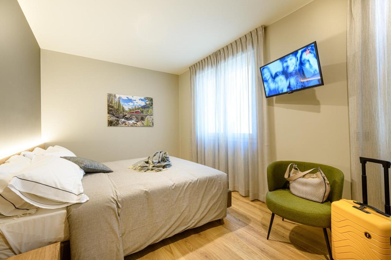 Sanmartino Suite Тирано Экстерьер фото